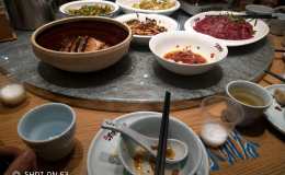 离别一何久, 八度过中秋 离别一何久, 八度过中秋