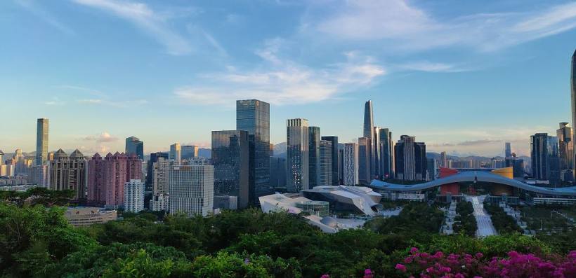 月是中秋月，人是心上人