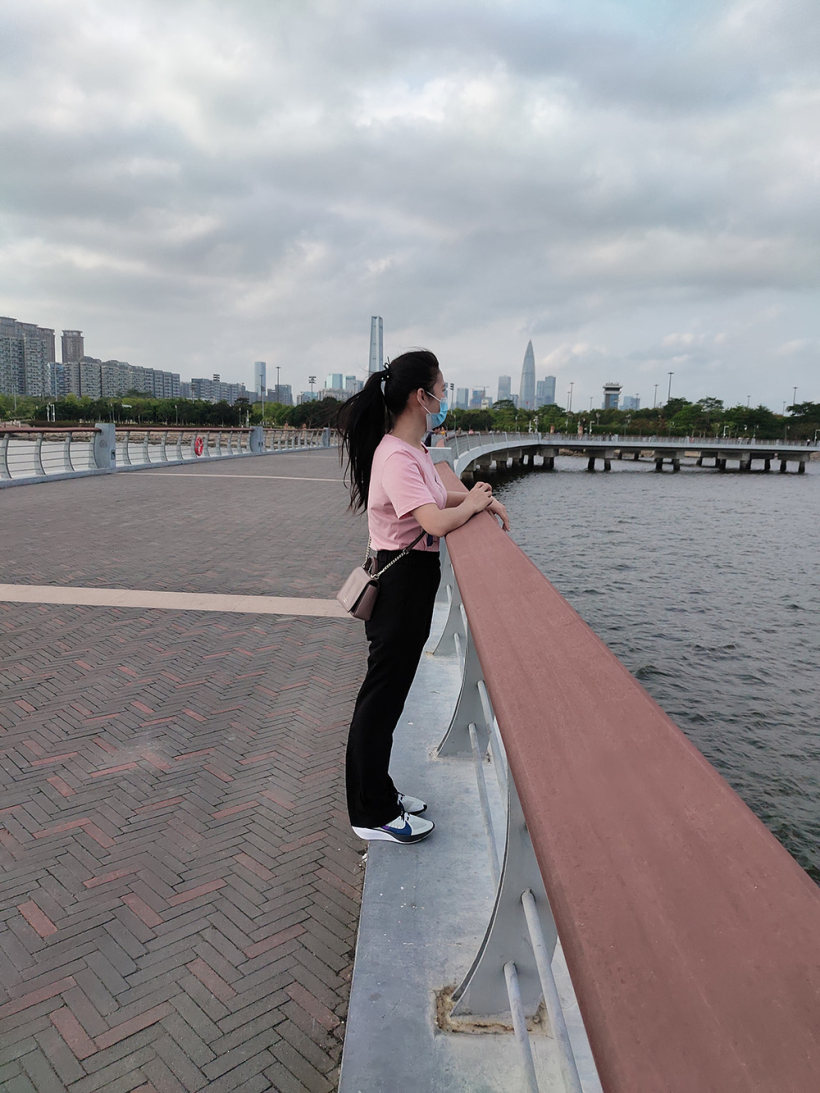 在喧嚣的城市,寻找消逝的那份宁静! 在喧嚣的城市,寻找消逝的那份宁静!